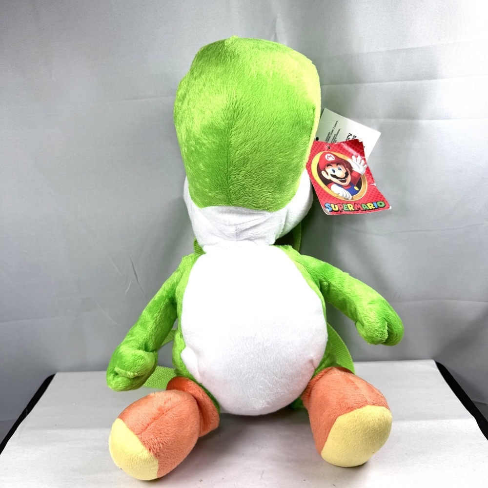 Nintendo Super Mario Bros 16" Yoshi Plush Backpack Bioworld / NEW with Tag - Picture 3 of 7